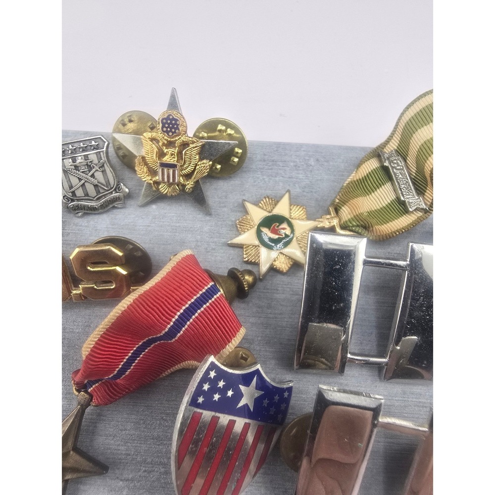 Vintage Estate Military Pins Medals Multi Sterling Captain Carbine Lot 1-1.25in